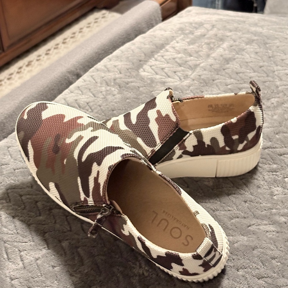 SOUL Naturalizer Camouflage Slip-On Sneakers